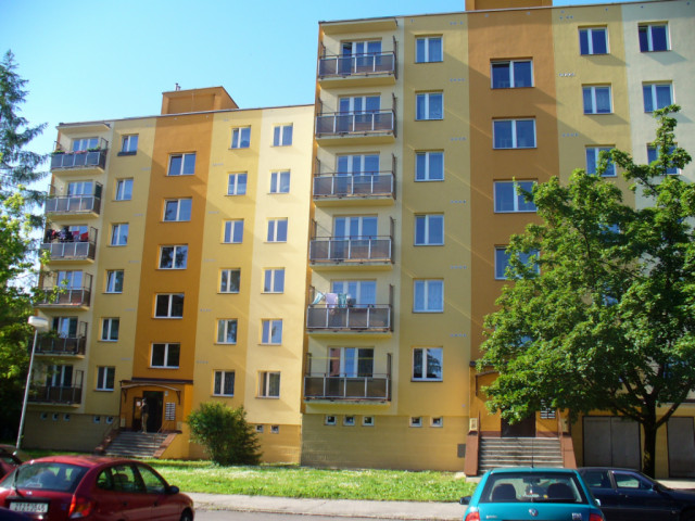 Ostravská 8, 10